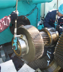 Gear box repair in Nacelle on wind turbine-2